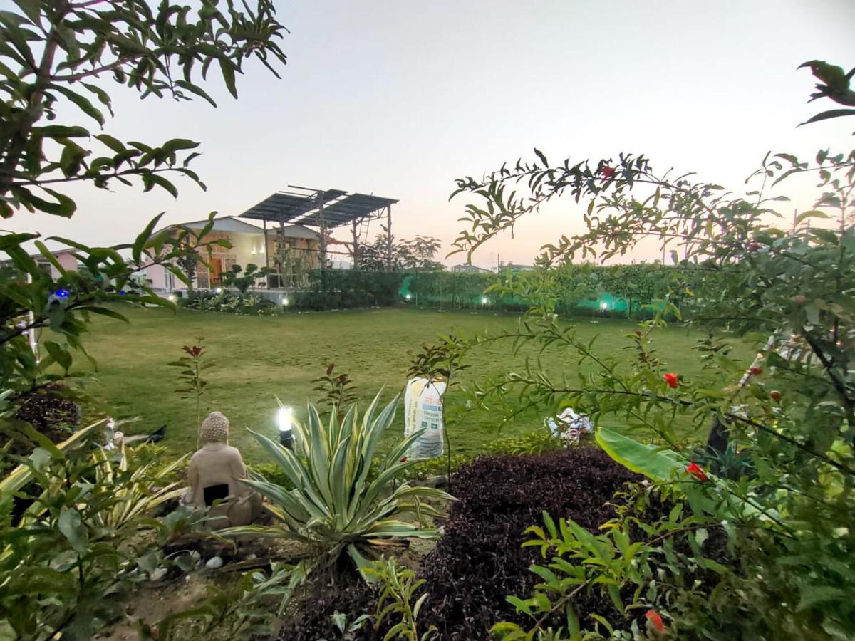 Shaw Estate-Farm House For A Small Parties-Jp Farm 그레이터 노이다 외부 사진
