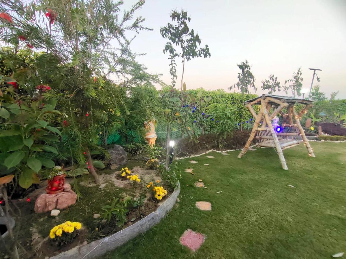Shaw Estate-Farm House For A Small Parties-Jp Farm 그레이터 노이다 외부 사진